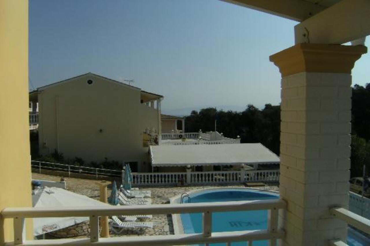 Kerkyra Beach Hotel & Apartments Benitses  Exterior foto