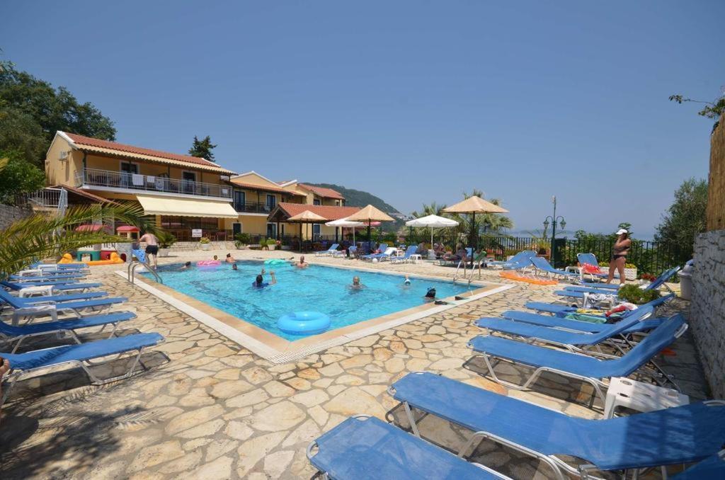 Kerkyra Beach Hotel & Apartments Benitses  Exterior foto