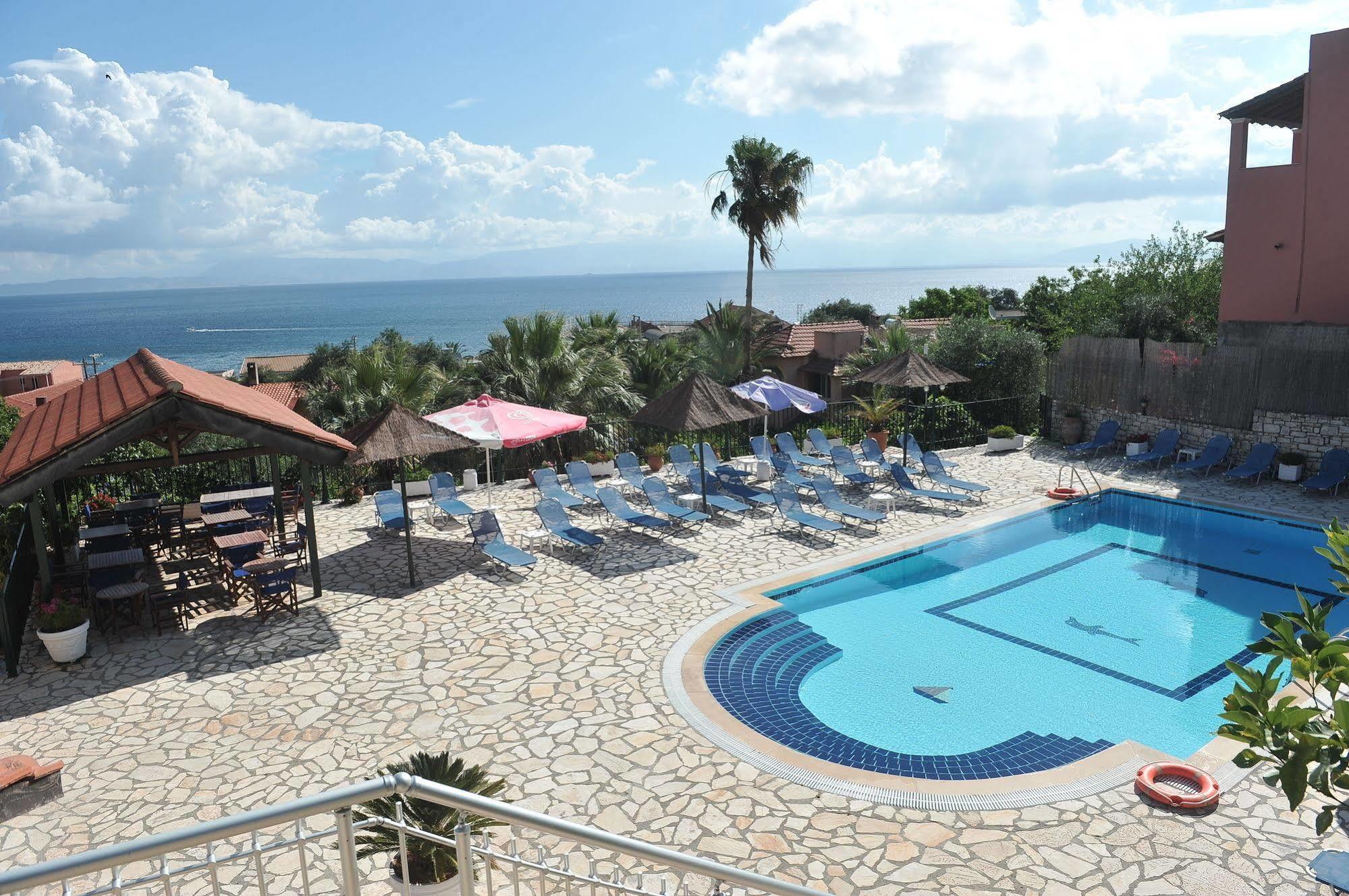 Kerkyra Beach Hotel & Apartments Benitses  Exterior foto